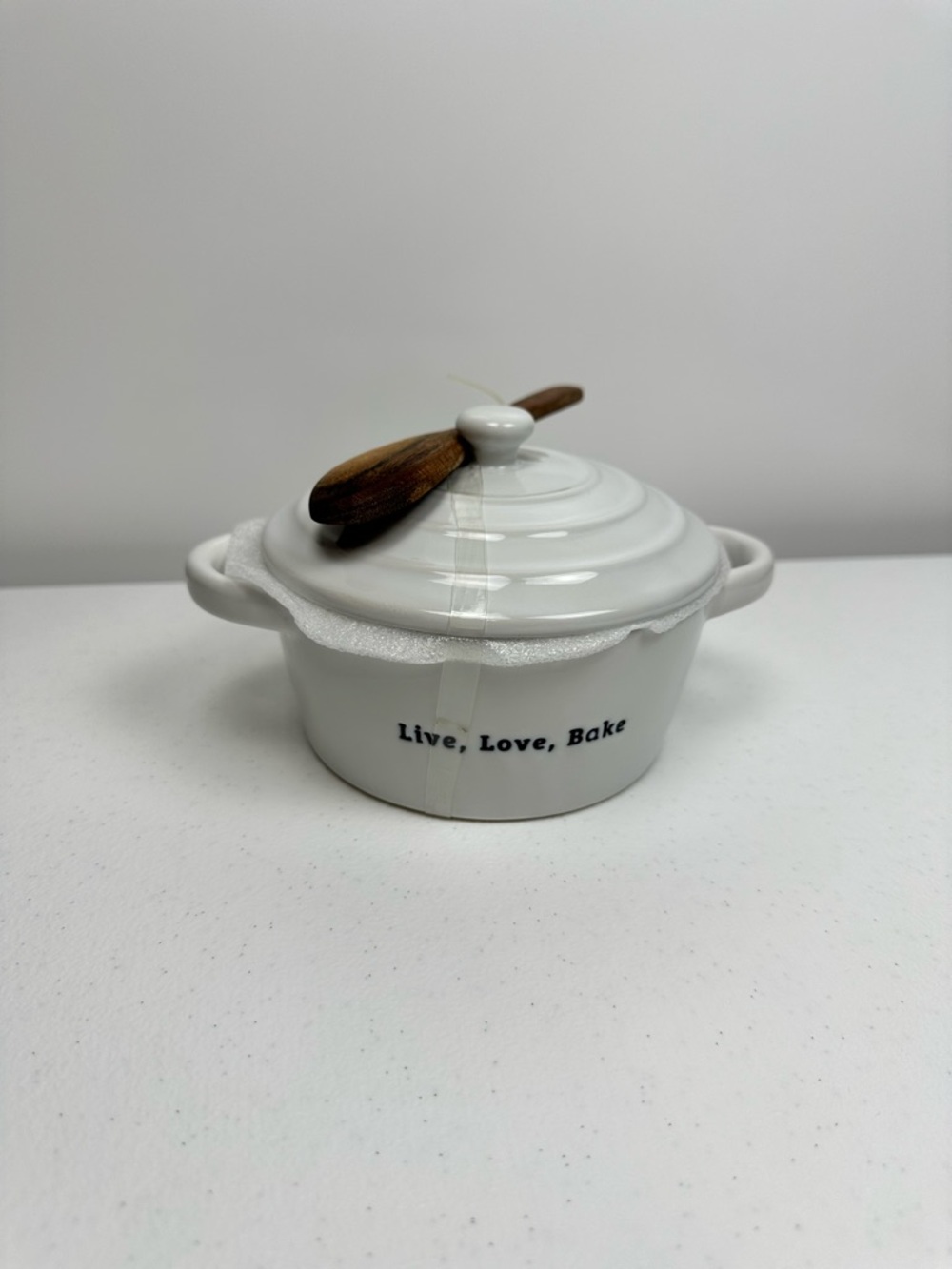 New White Brie Baker Set “Live, Love, Bake” Wooden Spreader Stoneware Oven Safe